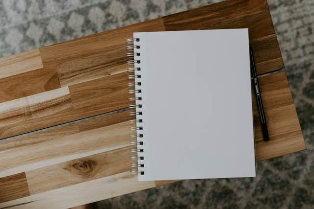 Le Livret 2 pour VAE Éducateur Spécialisé (DEES) : guide complet et exemple