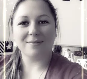 Une femme au Top ! Portrait de Marie, Assistante Maternelle
