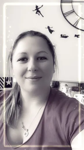 Une femme au Top ! Portrait de Marie, Assistante Maternelle